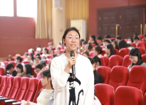 优秀学生经验交流分享会2 优秀学生经验交流分享会2