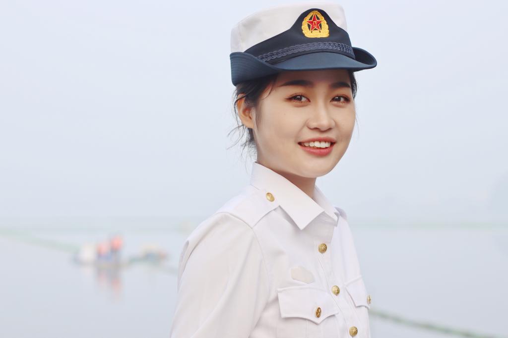 三全育人·星光｜美术学院2020级杜雨彤:从军营到校园，浪花白依旧澎湃